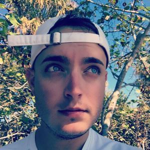 Meet your Posher, Enrique